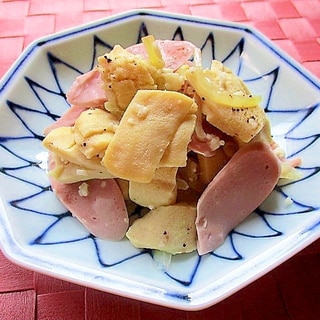 高野豆腐と魚肉ソーセージの塩麹炒め